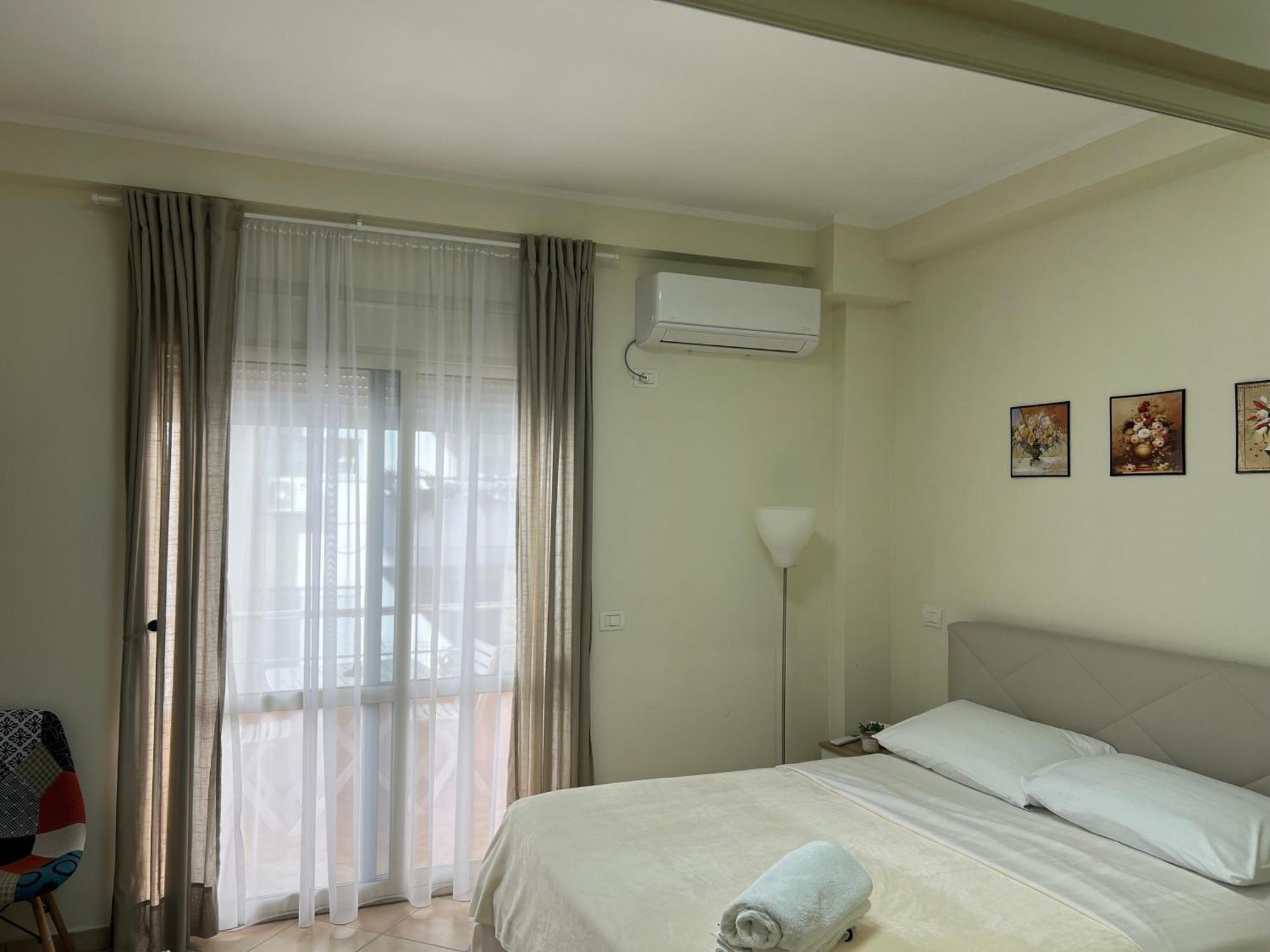 Cozy In Apartament Wlora